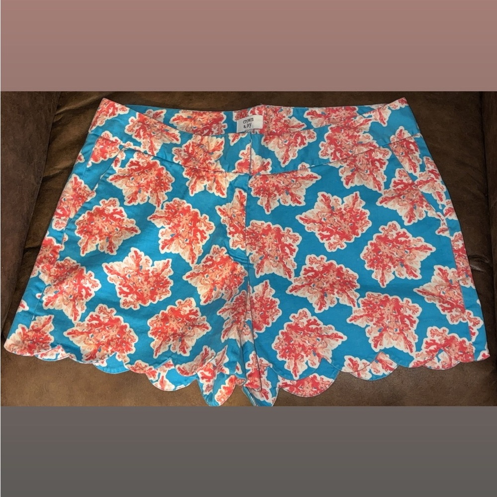 Crown & Ivy Coral and Blue Floral Women's Shorts